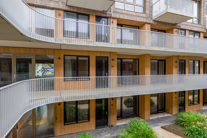 Photo of property Boezemweg 165R, Rotterdam
