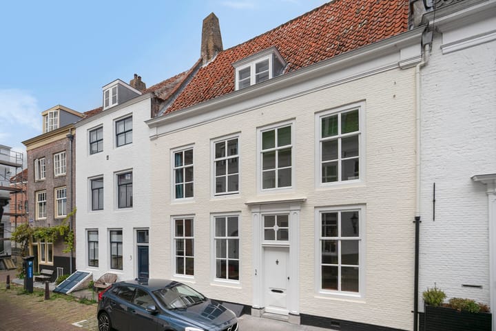 Bogardstraat 5 dans Middelburg photo