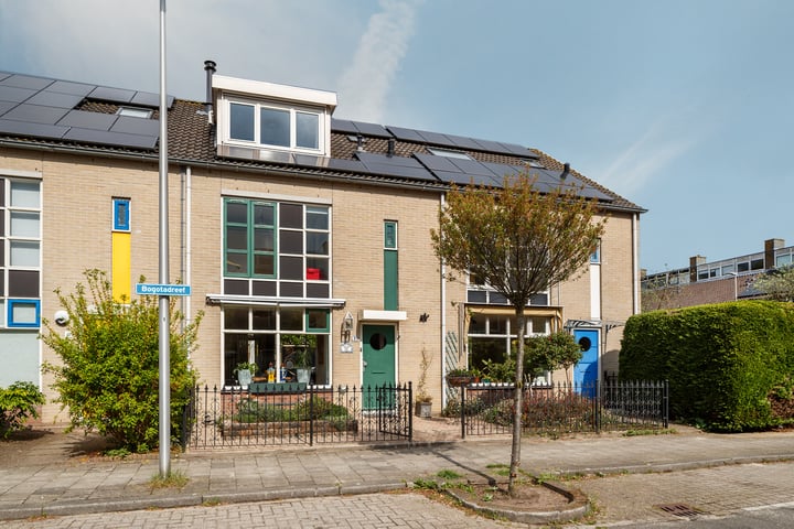 Bogotadreef 8 in Utrecht