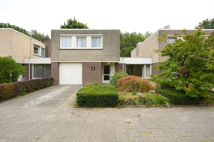 Bolognalaan 8 in Eindhoven