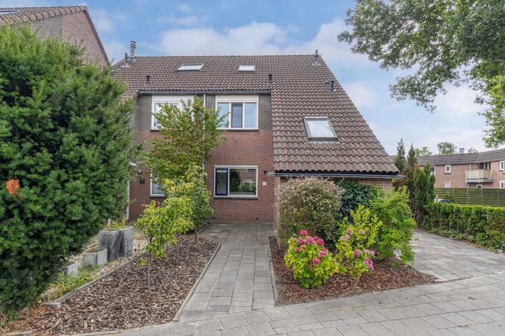 Bolster 25 in Heerenveen