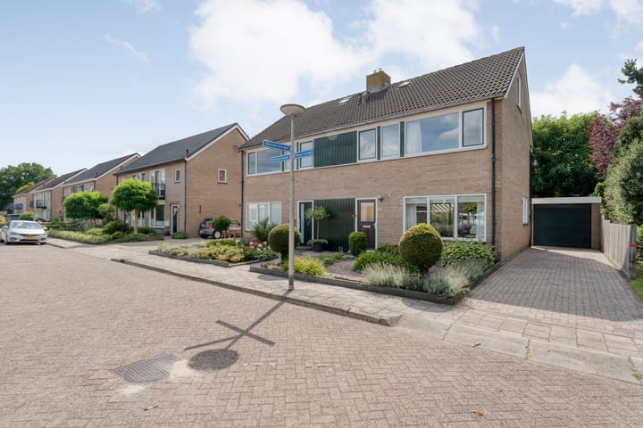 Photo of property Bolsterstraat 24, Slagharen