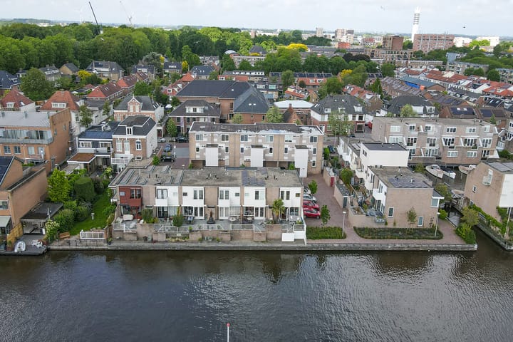 Bonairestraat 12 in Alphen aan den Rijn