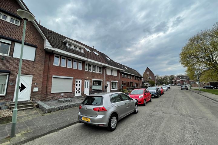 Photo of property Bongartstraat 23, Eygelshoven