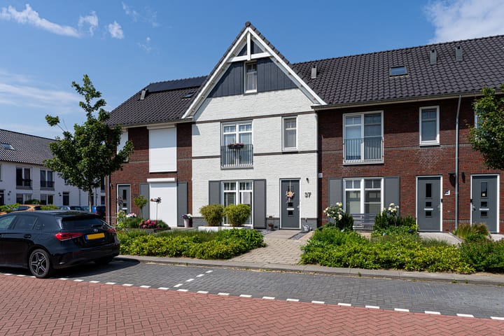 Boomgaard 37 in Nieuwendijk