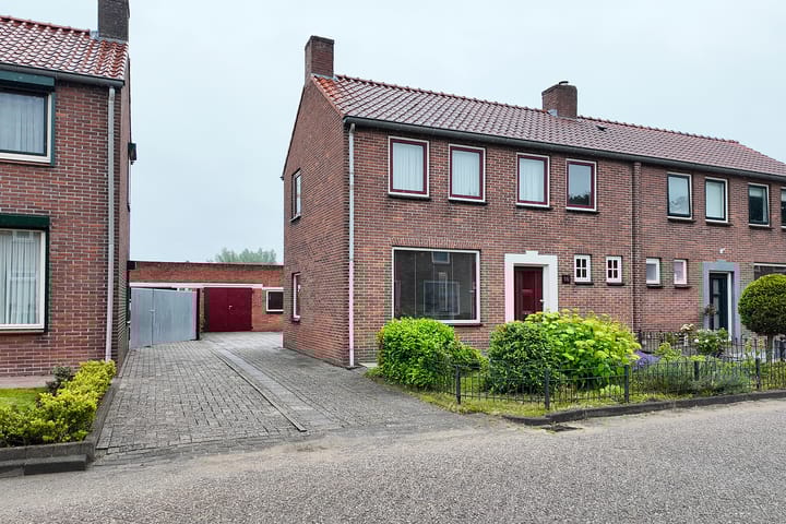 Photo of property Boomgaardstraat 16, Fijnaart