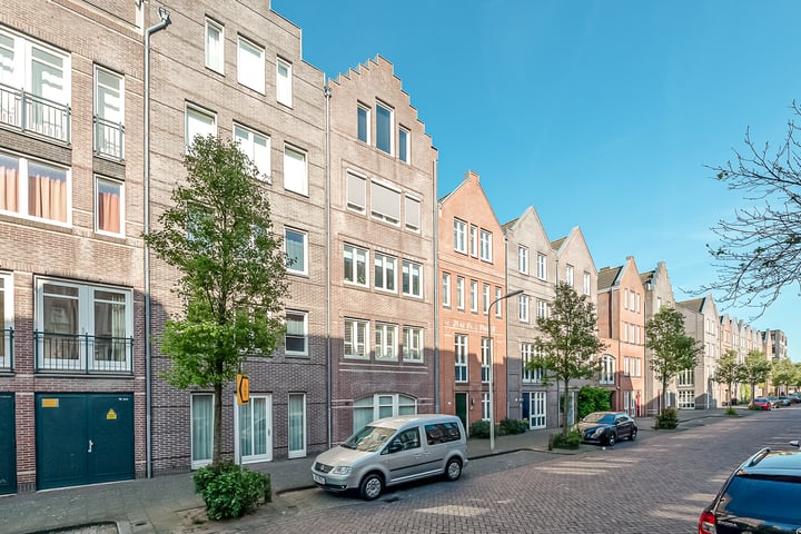 Boomsluiterskade 221 in 's-Gravenhage