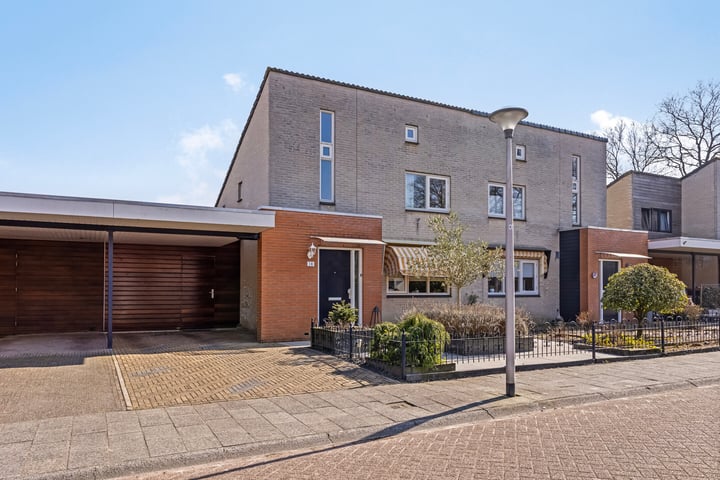 Photo of property Bordeauxlaan 18, Oldenzaal