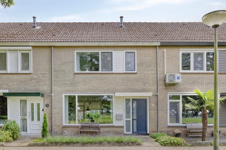 Borg Ekenstein 81 in Almelo foto