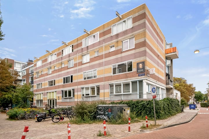 Borgerstraat 116B in Amsterdam photo