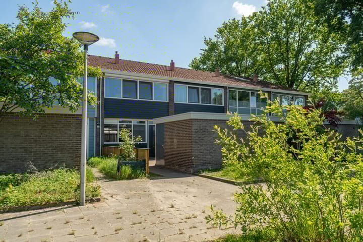 Borggrevelanden 38 in Enschede foto