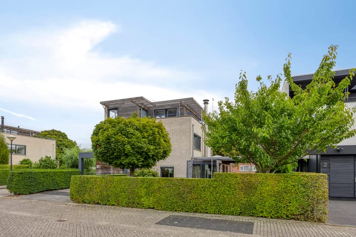 Photo of property Borkumkade 1, Woerden
