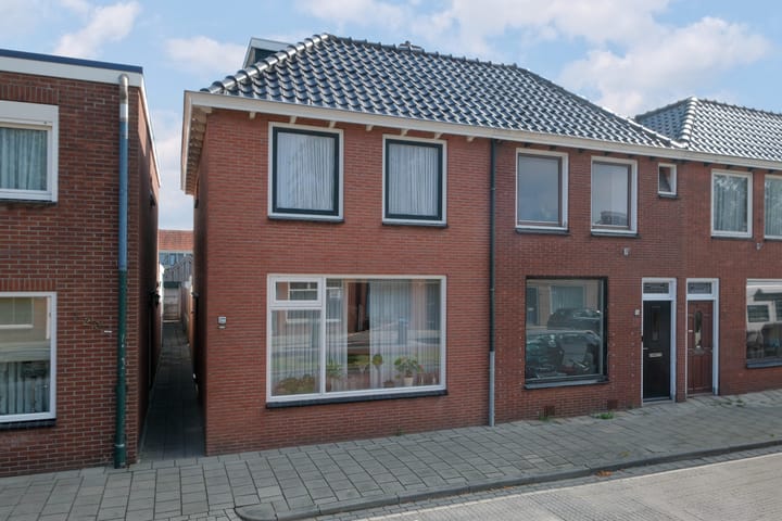 Bornerbroeksestraat 122 in Almelo
