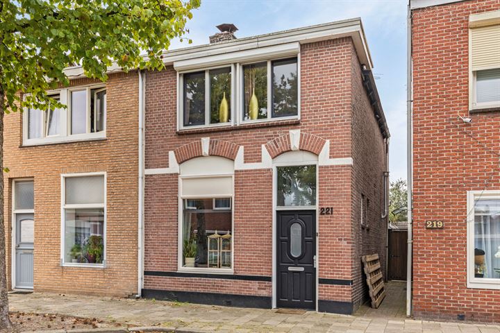 Bornerbroeksestraat 221 in Almelo