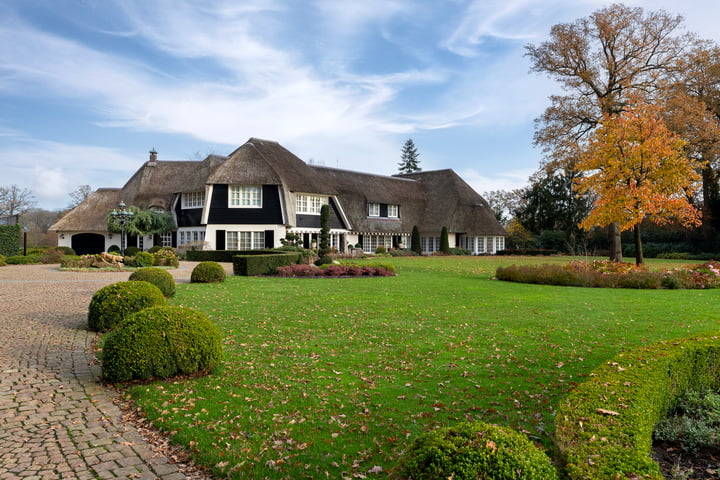 Photo of property Bornsestraat 380, Almelo