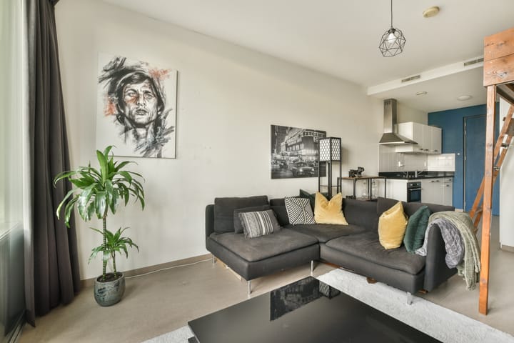 Bos en Lommerplantsoen 107G in Amsterdam