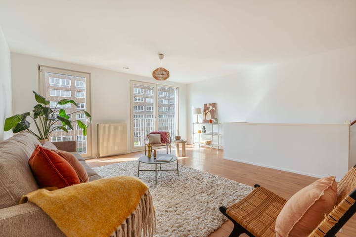 Bos en Lommerplein 210 in Amsterdam
