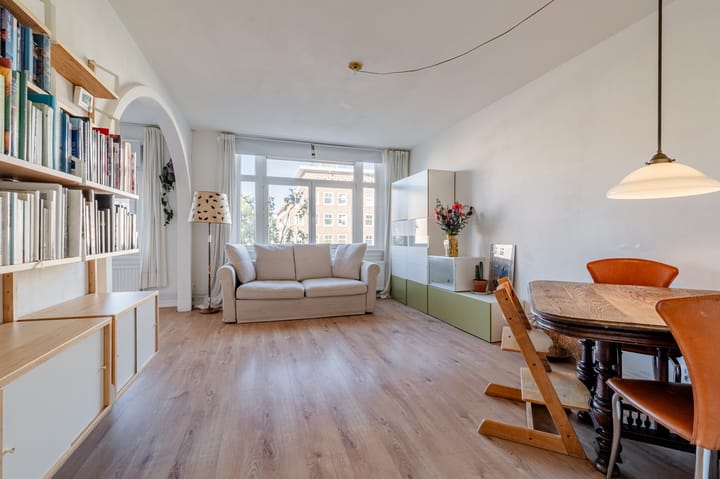 Bos en Lommerweg 105-2 in Amsterdam