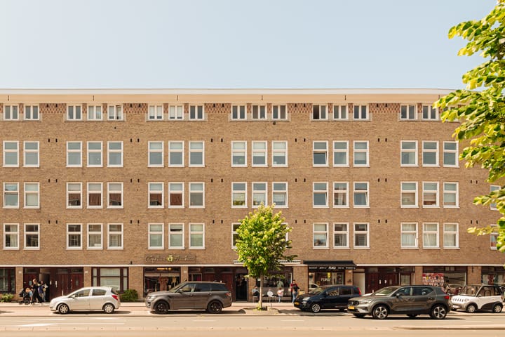 Bos en Lommerweg 142-3 in Amsterdam