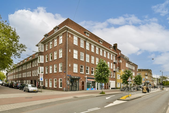 Bos en Lommerweg 165C in Amsterdam