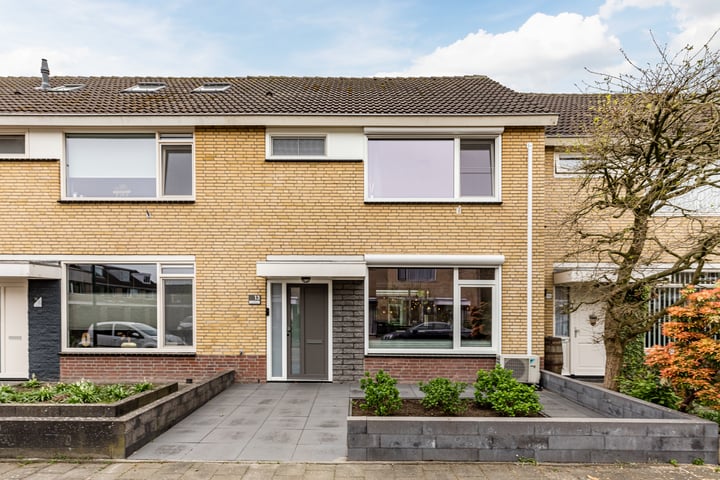 Bosboomstraat 13 in Dongen