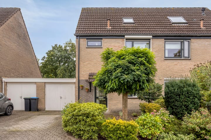 Boskamphoek 81 in Enschede Foto