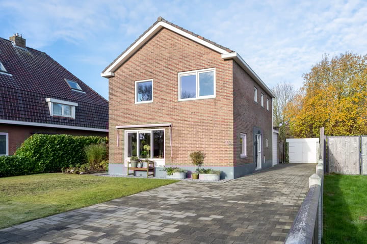 Photo of property Boslaan 103, Emmen