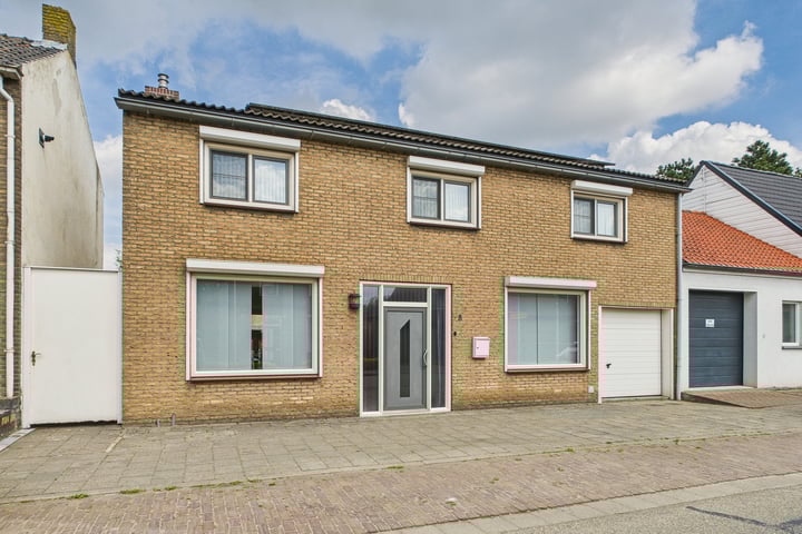 Bossestraat 8 in Vogelwaarde Foto