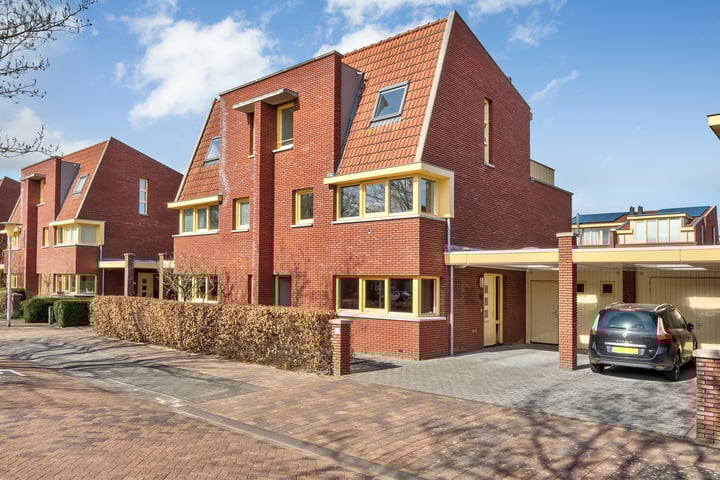 Photo of property Boswalstraat 14, Zwolle