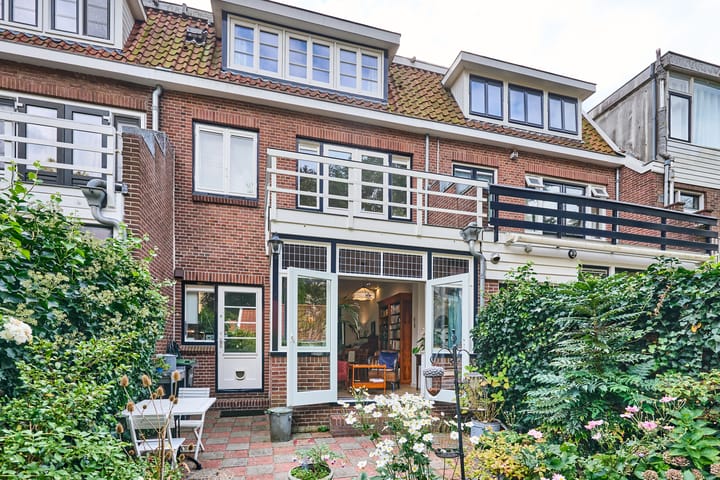 Photo of property Botenmakersstraat 84, Zaandam