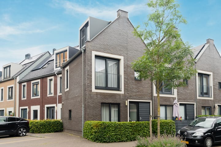 Boterbloem 44 in Ouderkerk aan de Amstel foto