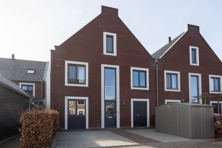 Photo of property Boterbloem 69, Ouderkerk aan de Amstel