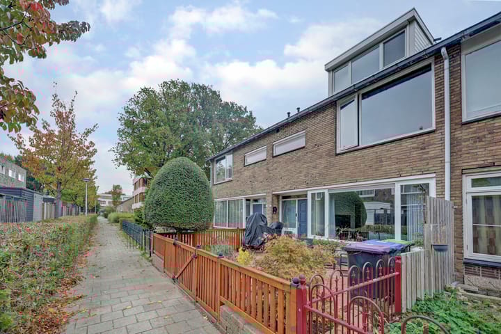 Photo of property Boterbloempad 10, Spijkenisse