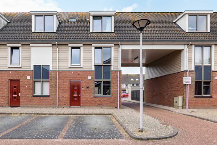 Boterkarn 12 in Hellevoetsluis photo
