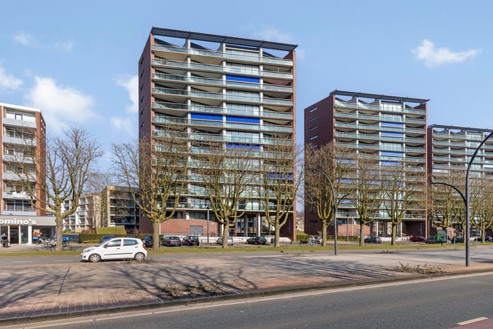 Boulevard 1945 355-42 in Enschede
