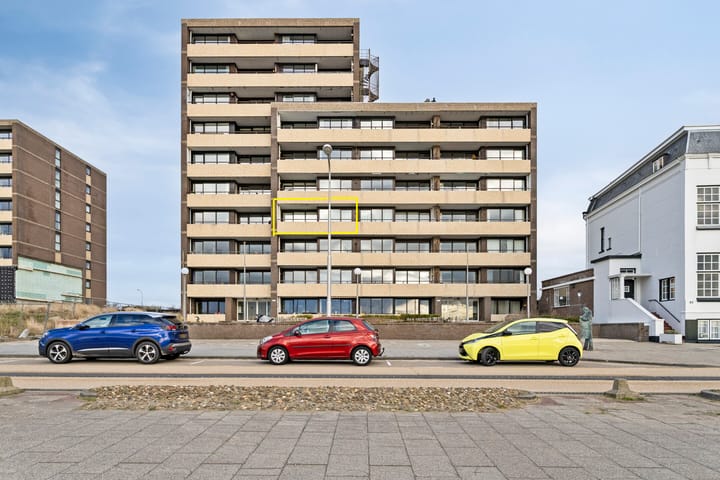 Photo of property Boulevard Evertsen 84, Vlissingen