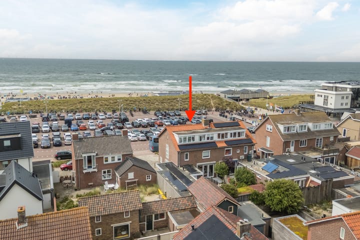Boulevard Zuid 8 in Egmond aan Zee