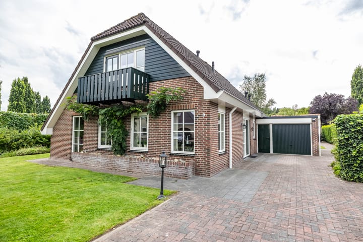 Bovenlanden 9 in Blijham