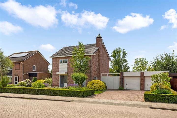 Bovenstraat 34 in Hoeven