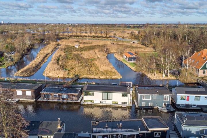 Braakdijk R 29-ROOD dans Zaandam photo