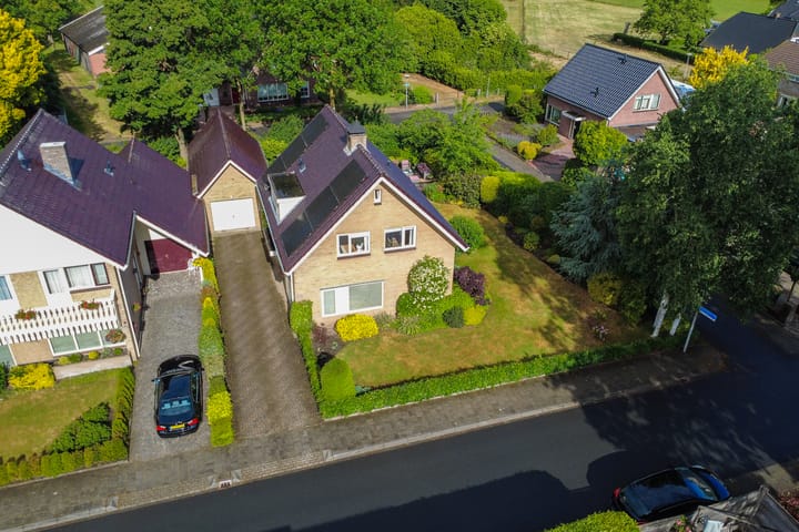 Photo of property Braakmansdijk 130, Rijssen