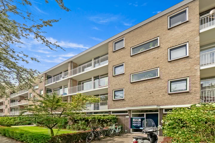 Photo of property Brahmslaan 275, Leiden
