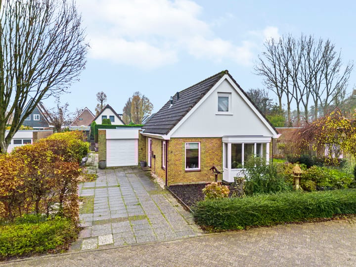 Brakenweide 6 in Midwoud