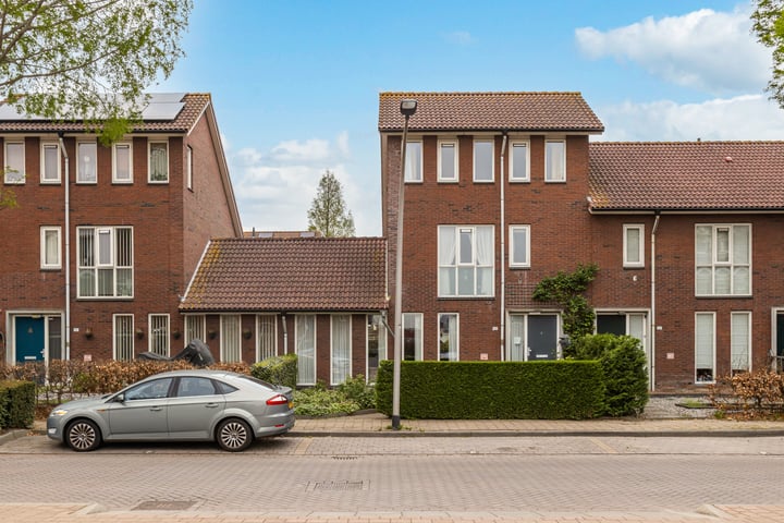 Photo of property Bramengaarde 164, Hendrik-Ido-Ambacht