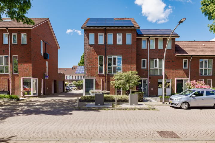 Bramengaarde 98 in Hendrik-Ido-Ambacht