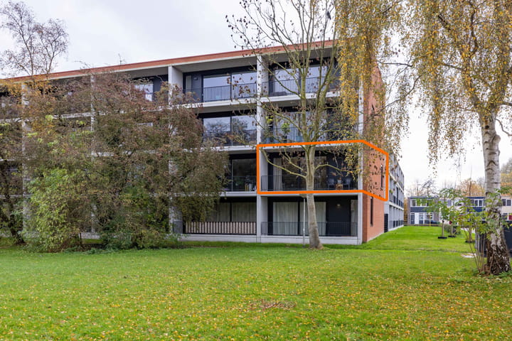 Photo of property Brandemeer 23, Leeuwarden