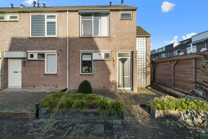 Brander 2 in Woerden foto