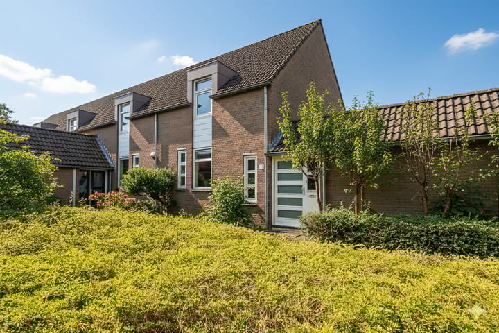 Photo of property Brandnetel 73, Zwaag