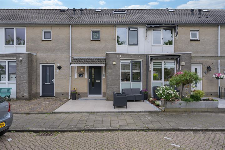 Brasem 6 in Oostzaan