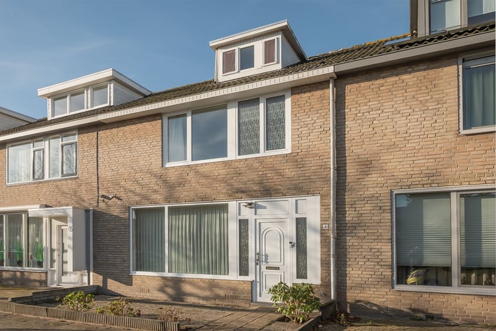 Photo of property Brechterhoeflaan 4, Bergen op Zoom